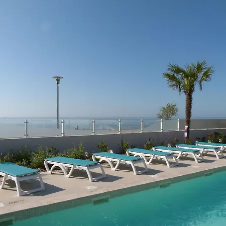 2 Ch, Acces Direct, Rez-de-jardin, Piscine, Animaux Ok - Fr-1-194-284 *