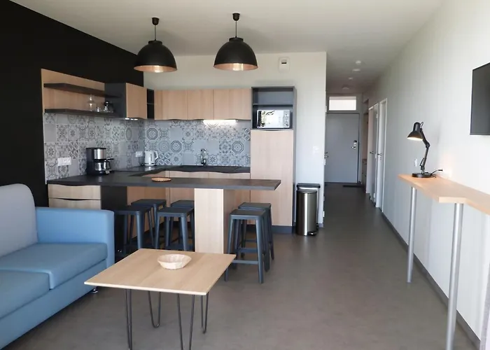 2 Ch, Acces Direct, Rez-de-jardin, Piscine, Animaux Ok - Fr-1-194-284 Apartamento