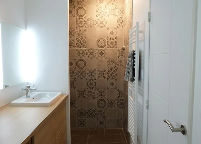 2 Ch, Acces Direct, Rez-de-jardin, Piscine, Animaux Ok - Fr-1-194-284 *