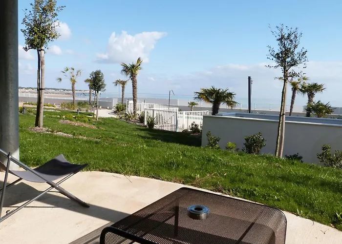 Apartamento 2 Ch, Acces Direct, Rez-de-jardin, Piscine, Animaux Ok - Fr-1-194-284 *